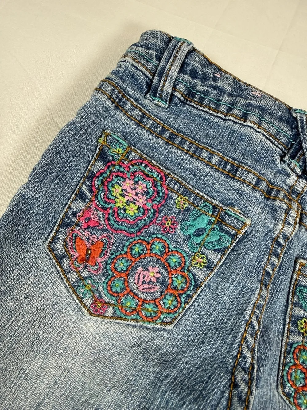 SONOMA Girls Embroidered Bootcut Jeans Size 5 Light Wash Stretch Denim Butterfly